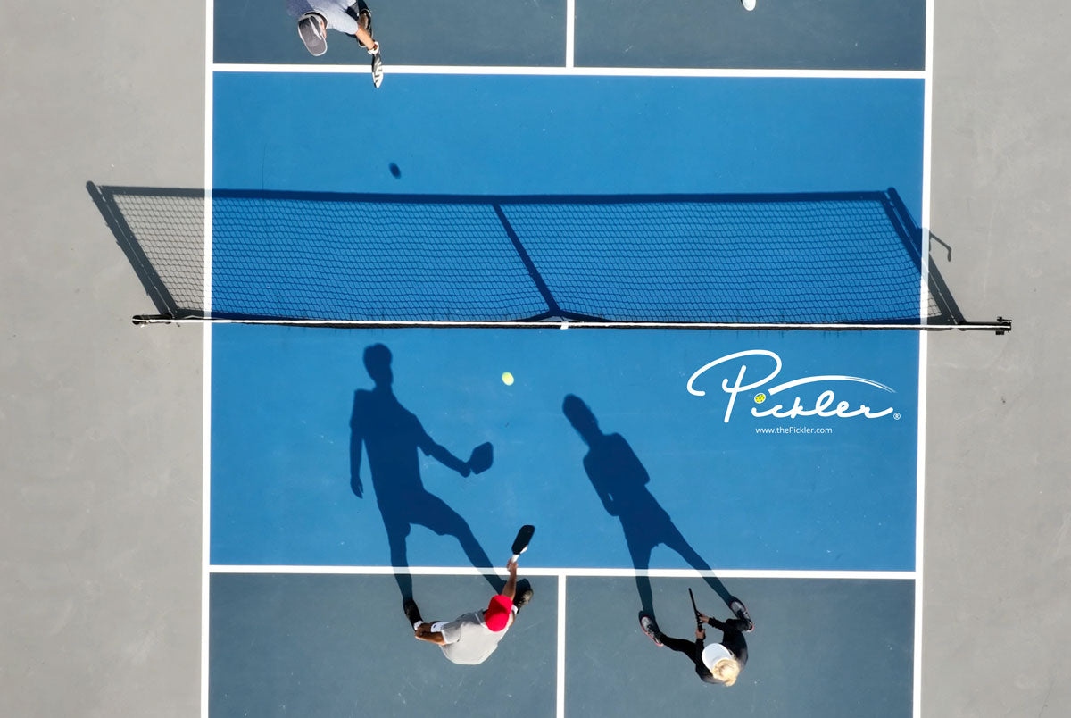Chinh phục pickleball: Cách chọn vị trí và di chuyển để "bắt bài" đối thủ- Ảnh 2. Chinh phục pickleball: Cách chọn vị trí và di chuyển để "bắt bài" đối thủ- Ảnh 2.